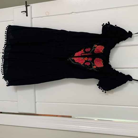 Off the shoulder sundress - Picture 3 of 3